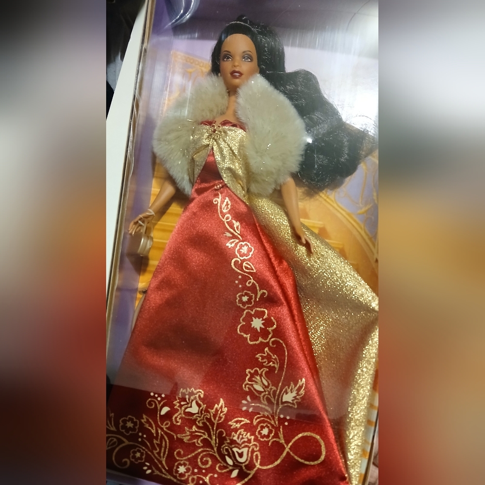 Doll...💛👜❤️✨️💫Barbie Doll